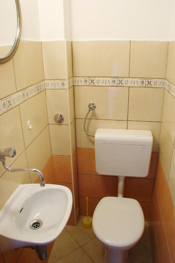 מימיצה Apartments By The Sea Pisak, Omis - 658 מראה חיצוני תמונה